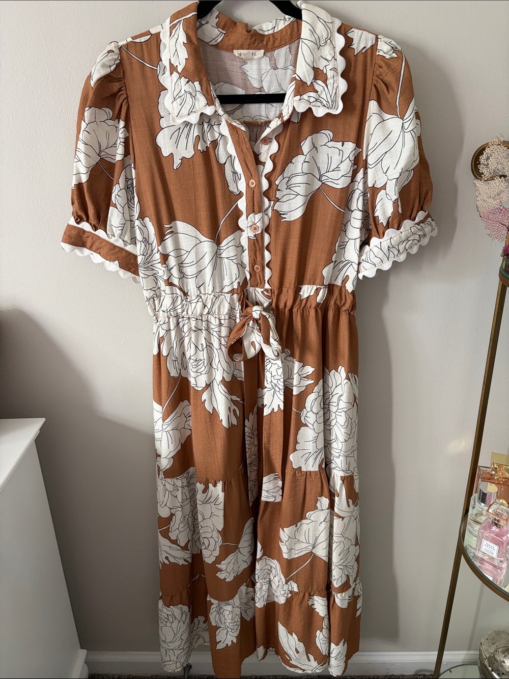 JODIFL Camel and White Floral Dress